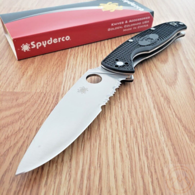 Spyderco Resilience Folding Knife 4.25'' Part Serrated 8Cr13MoV Steel Blade FRN