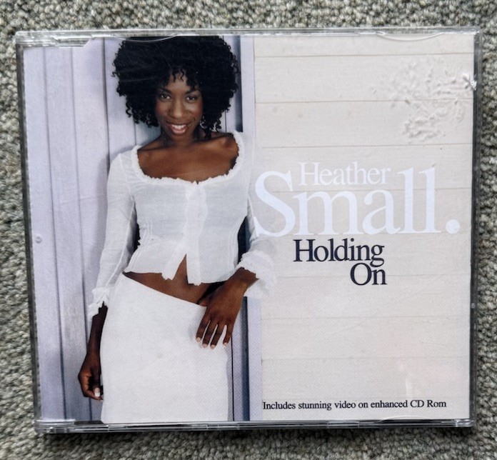 Holding On by Heather Small  CD (2000) Inc Video  VG Condition  EB25