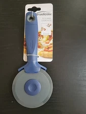 New Trudeau Blue Plastic Nylon Pizza Wheel Cutter Easy Clean Removable Blade