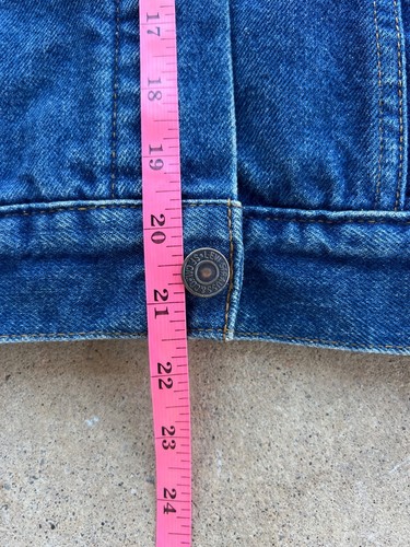 Vintage Levis Mens Blue Denim Blanket-Lined Trucker Denim Jacket Size 42 by Levi's, Size 42, $79.99 - Photo 7