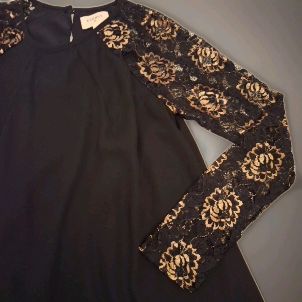 Minivestido Everly Negro Bronce Mangas de Encaje Mujer Pequeño Gothica Bruja Hada Oscura Foto 3 de 4
