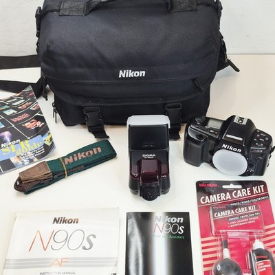 Nikon N90s 35mm Film SLR Camera Kit Flash Bag Manuals Hood Tested NO STICKY!