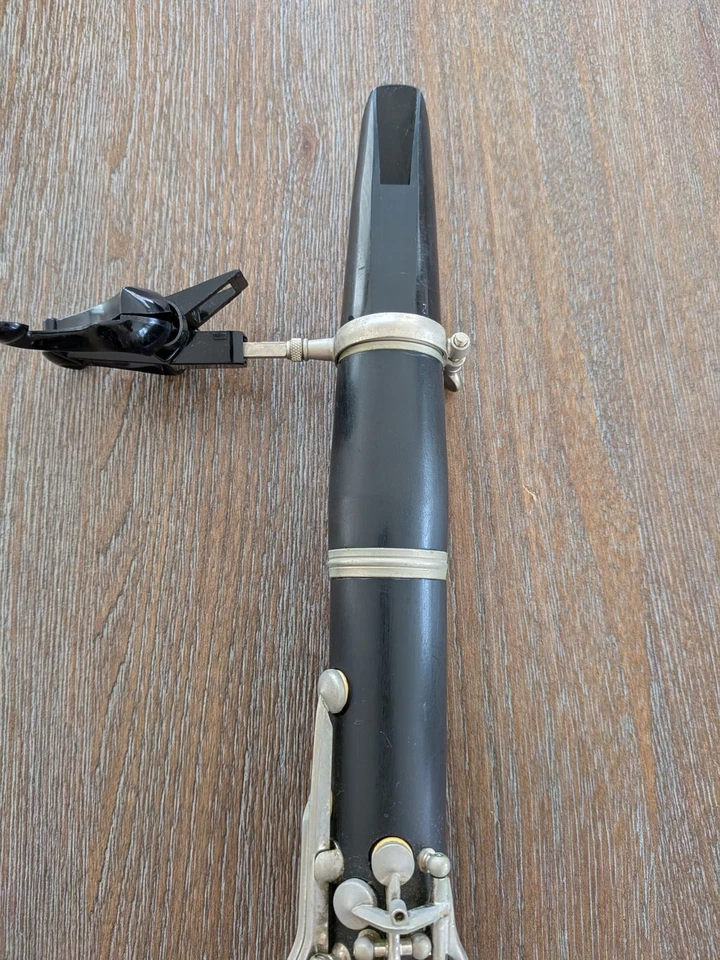 Clarinete Artley S17 vintage con estuche Foto 3 de 4