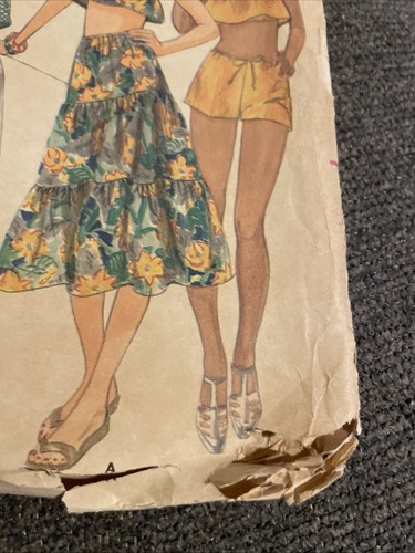 ~ Cut Vintage 1970’s Sewing Pattern Butterick 5488 Size 8 Top,Skirt,Pants,Shorts - Picture 2 of 5