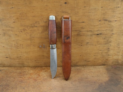 Vintage Frosts Mora Knife | Swedish Laminated Steel Blade | Original Sheath |