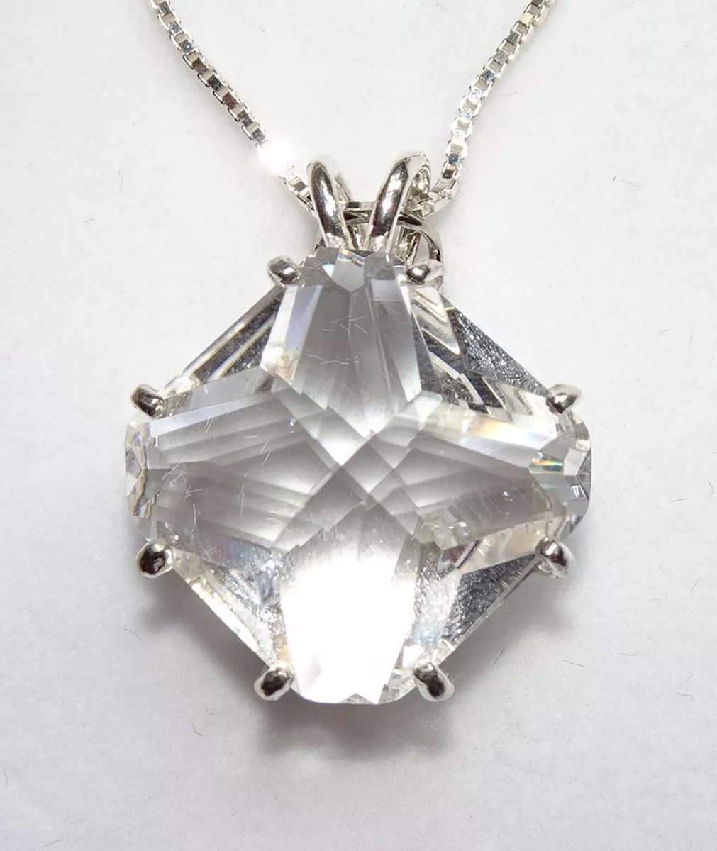 Clear quartz shop magician pendant