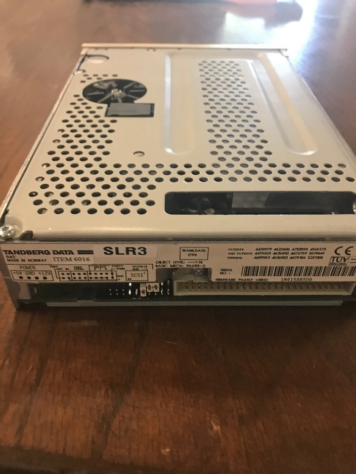 Tandberg Data SLR3 1.2GB SCSI Internal Tape Drive Tan Beige Bezel - Image 3 of 4