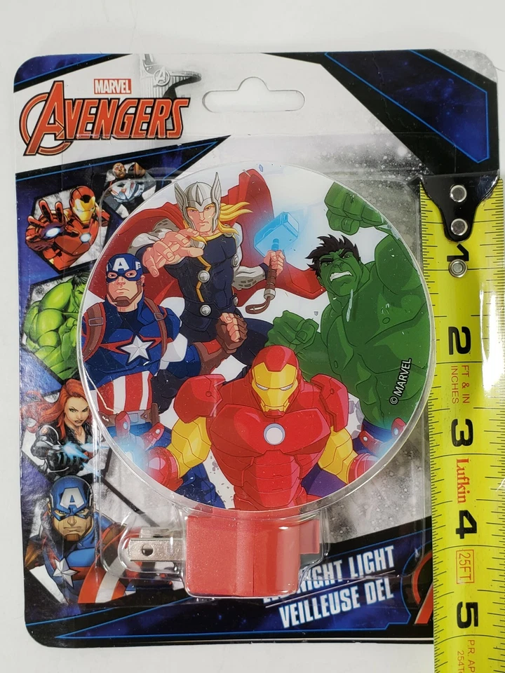 Avengers Led Night Light The Hulk, Iron Man, Captain America, Thor Rotary Shade - Image 2 of 4