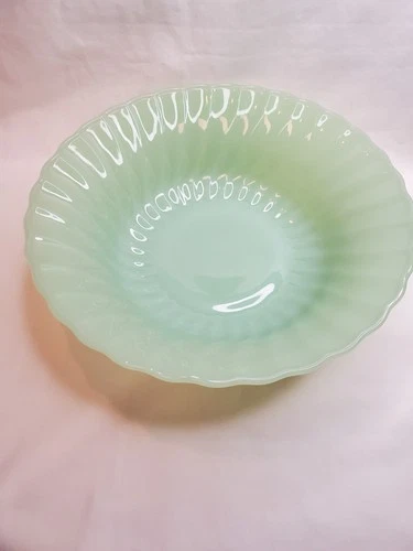 1 Vintage Anchor Hocking Jadeite Green Swirl Shell Pattern Serving Bowl 8.5 Inch