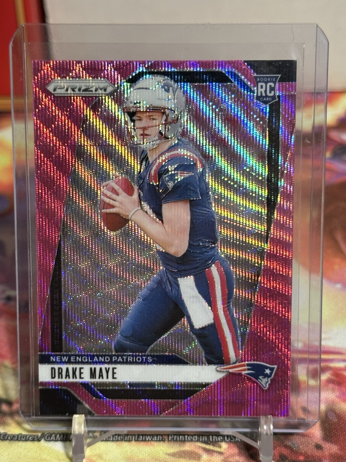 2024 Panini Prizm Drake Maye Pink Wave Prizm #329 RC Rookie New England Patriots