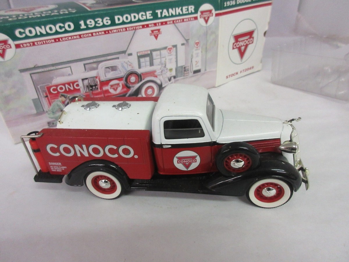 VINTAGE CONOCO OIL 1936 DODGE TANKER TRUCK MODEL DIE CAST M