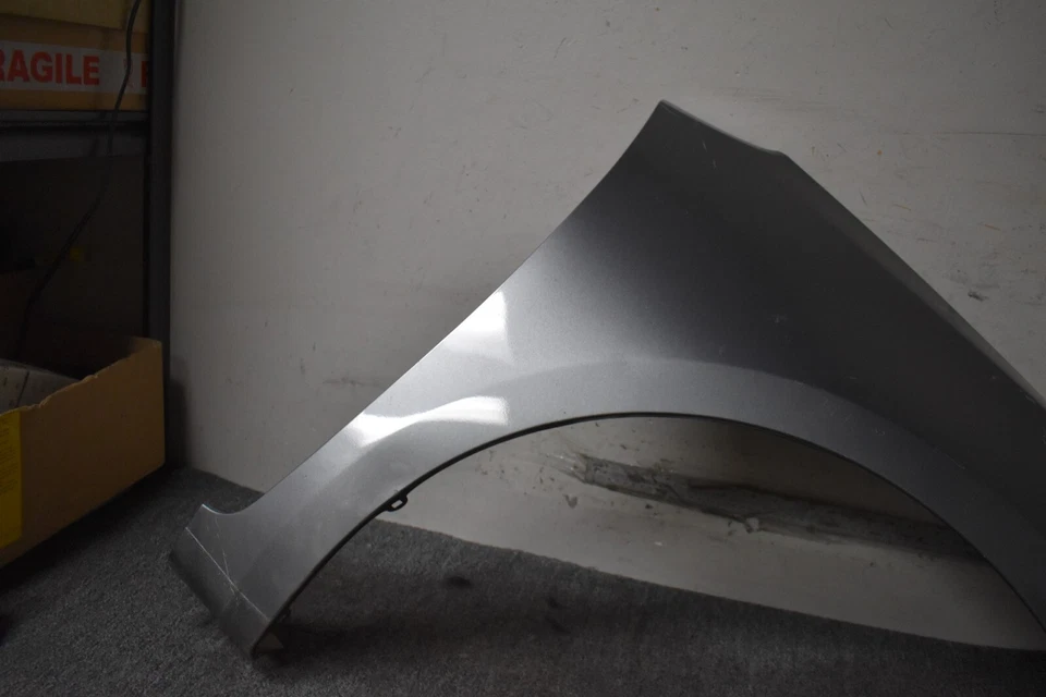 KIA FENDER LADO DERECHO DE FÁBRICA OEM Foto 2 de 4