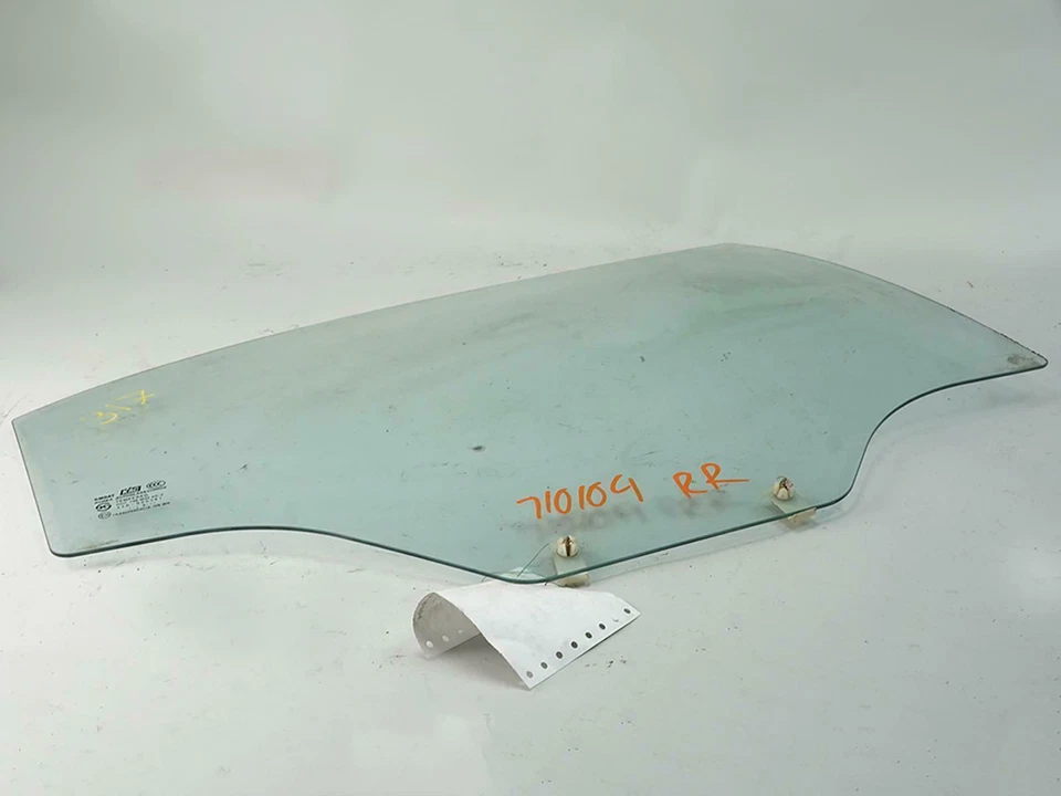 Chevrolet Aveo 2007-2011 hatchback puerta ventana de vidrio pasajero derecho trasero Foto 3 de 4