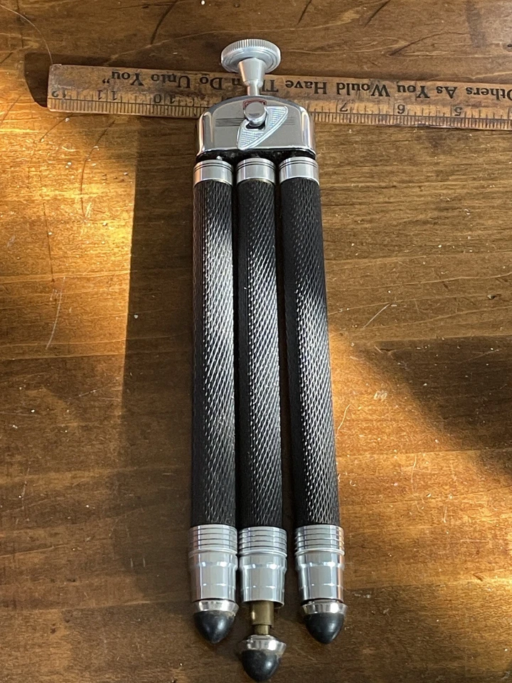 Vintage Tripod Bilora Biloret 2017 Germany Travel Tripod w/Leather Case--2006.23 - Image 3 of 4