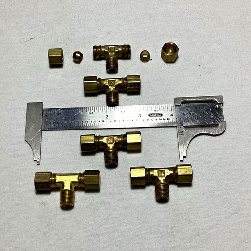 Brass Compression Tee Fitting 1/4 in F-F x 1/4 in MNPT Male NPT