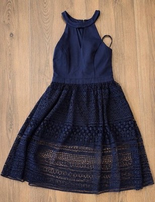 Stunning Forever New Navy Dress size 6 Formal smart