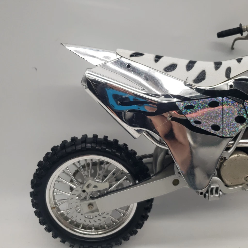 TOY ZONE Diecast LBZ Chrome Kawasaki KX250 Motorcycle 1/6 Scale - Image 4 of 4
