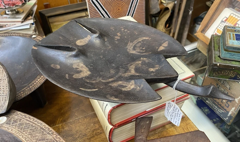 Vintage Fiji Tonga Carved Wooden Bowl Frigate Bird Turtle Cannibal Fork Club Lot - image 3 of 4