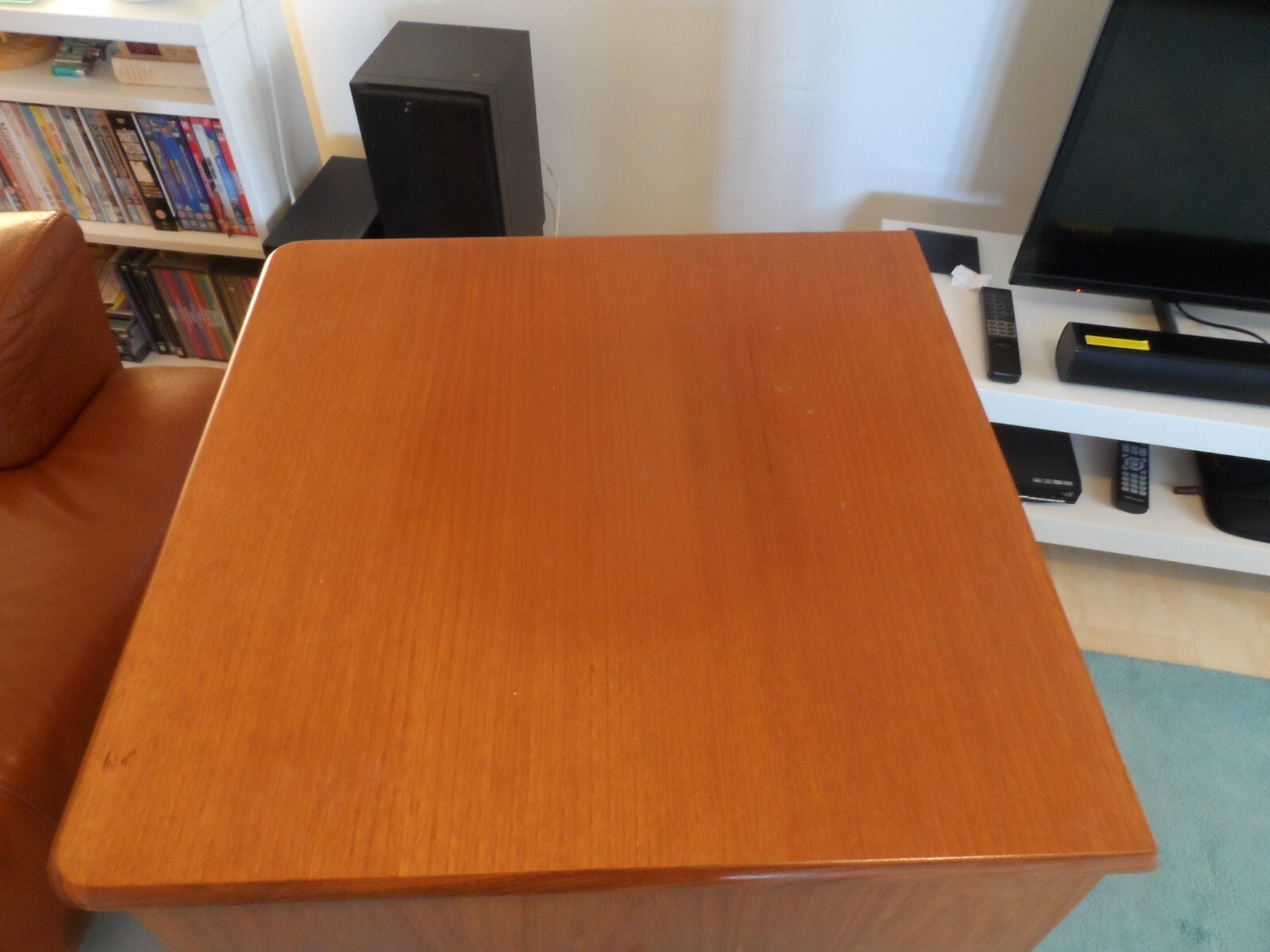 Retro/Vintage Mid Century Teak G Plan Hi Fi / drinks unit. Collect