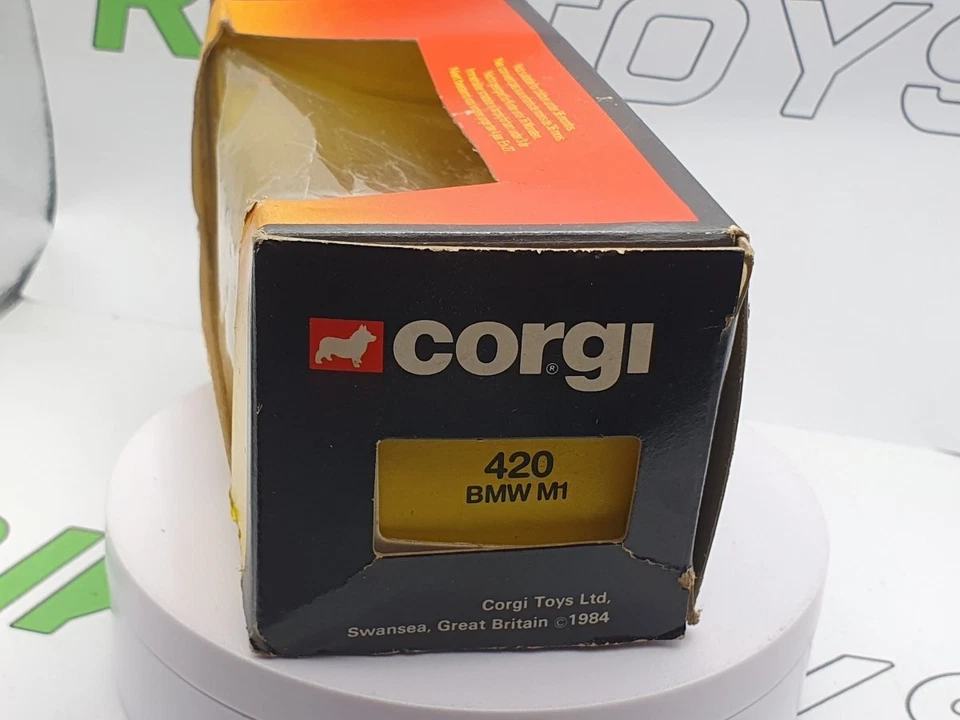 BMW M1 Endurance n. 17 Corgi 1/38 - Immagine 3 di 3