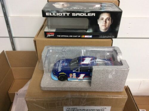 NEW Elliott Sadler #38 Snickers Special Paint Scheme 1:24 Action