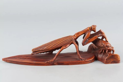 Chinese Exquisite Hand-carved insect Carving Boxwood statue - Picture 2 of 9