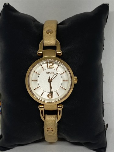 Leather Analog White Dial Quartz Watch 