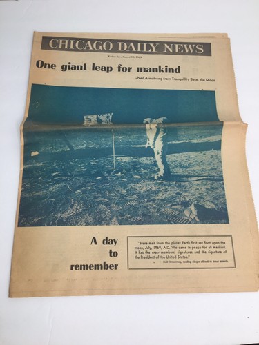 Chicago Daily News 1969 One giant leap for mankind Neil Armstrong Newspaper - Picture 2 of 12
