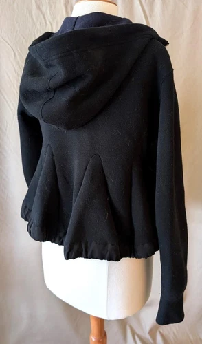 Felpa Sacai Sponge Nera Misto Cotone con Cappuccio e Schiena Peplum Taglia 2 Medium