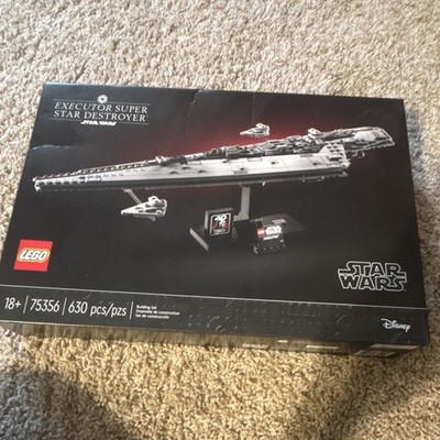 LEGO Star Wars Executor Super Star Destroyer 75356 630pcs Display Stand