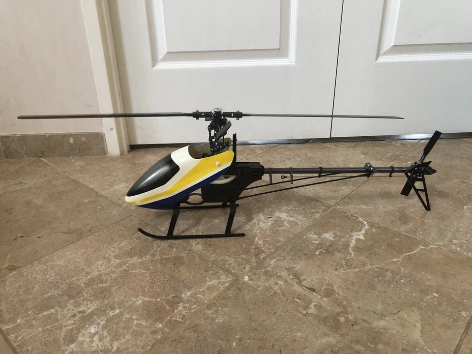 Un Hélicoptère RC Modèle De Base Pour Trex 450 Pro Sans Partie Électronique Neuf - Photo 1/4