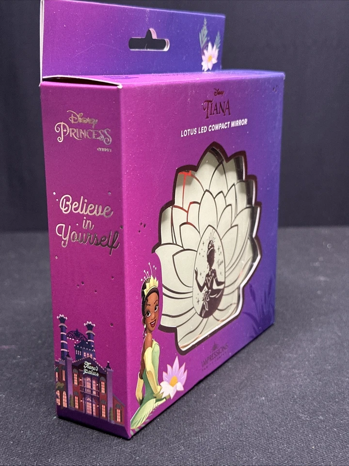 Disney Tiana Lotus LED Compact Mirror Rechargeable - Image 3 of 4