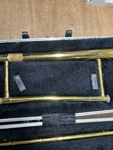 Vintage 1980s (I Think based On Research) King 606 Trombone w/ Hard Case - Imagen 3 de 16
