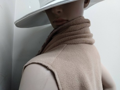 Vintage 80s Le Moda One Size Fleece Ivory Faux Fur Collar Cape Poncho Jacket - Picture 3 of 12