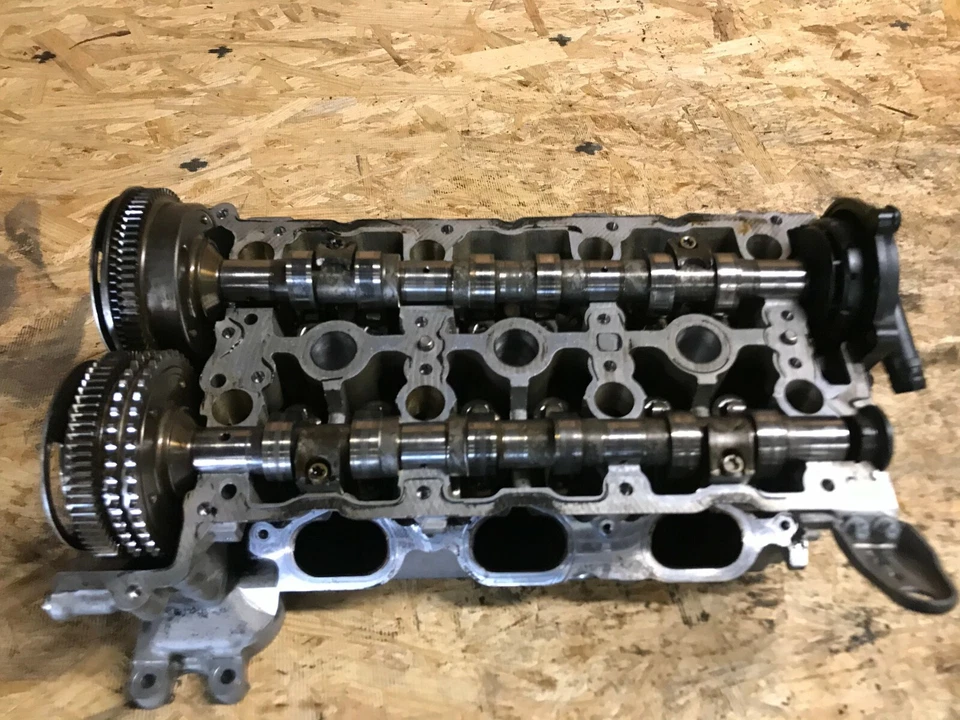MERCEDES BENZ C300 C350 OEM 08-11 V6 ENGINE RIGHT SIDE CYLINDER HEAD CAMSHAFT - Image 3 of 4