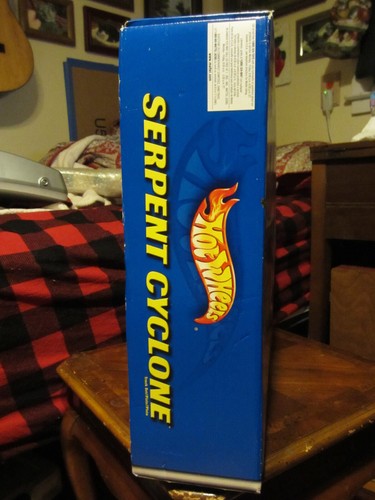 Hot Wheels 2002 Serpent Cyclone Playset, Factory Sealed, Very Good Condition - Picture 7 of 24