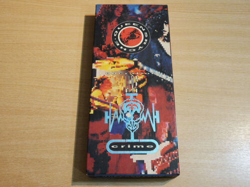 Queensryche/Crime/1991 CD Album + VHS Video + Book Box Set - Afbeelding 1 van 4