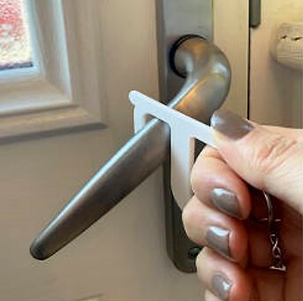 x 5 NoTouchTool, Contactless, Hygiene Door Opener Button Pusher Key Chain - Picture 3 of 6