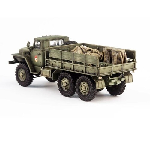 1/72 Russian Urals URAL Transportation Truck Battlefield Aid Model -finished - Picture 15 of 19