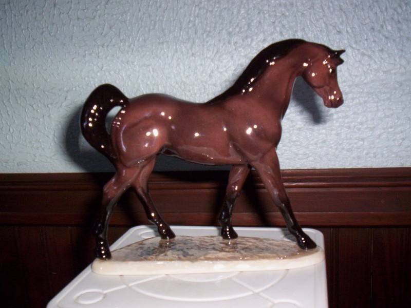 2007 Hagen Renaker Horse Bay EXI #106 On  Base 5 1/2" Tall