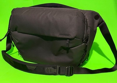 Peak Design Everyday Sling 10L Camera Shoulder Bag Black Travel Tech