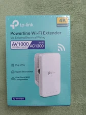 TP-Link TL-WPA7617 AV1000 Gigabit Passthrough Powerline ac Wi-Fi Kit **