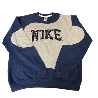 Nike Reworked Sweatshirt Herren M Navy Grau Bestickt Spellout Logo Vintage Y2K