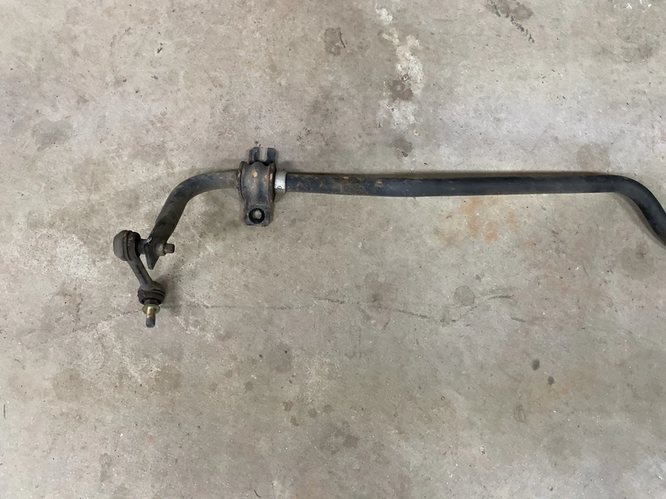 Barra oscilante estabilizadora traseira Infiniti G35 Coupe 2003-2007 fabricante de equipamento original - Imagem 2 de 4