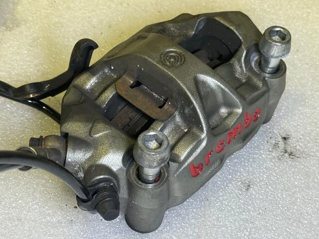 2019 DUCATI DIAVEL 1260S OEM BREMBO ПЕРЕДНИЕ ТОРМОЗНЫЕ СУППОРТЫ С ГЛАВНЫМ ЦИЛИНДРОМ 19-22 - Изображение 3 из 4