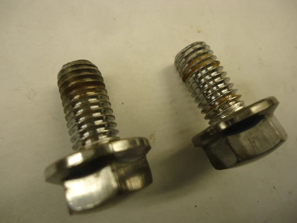 HONDA SHADOW VT700 VT750 ACE GUARDABARROS TRASERO PERNOS RIEL CROMO OEM 1987 Foto 3 de 4