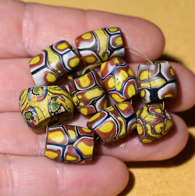 Antique Venetian Yellow Italian Millefiori Beads W/ Murrine Cane - Technical View