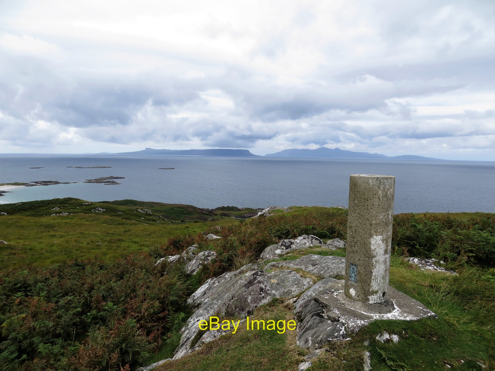 Foto 6x4 Vanessa Style Trig Säule auf Beinn an Achaidh Mhoir 88m Glenanc c2018