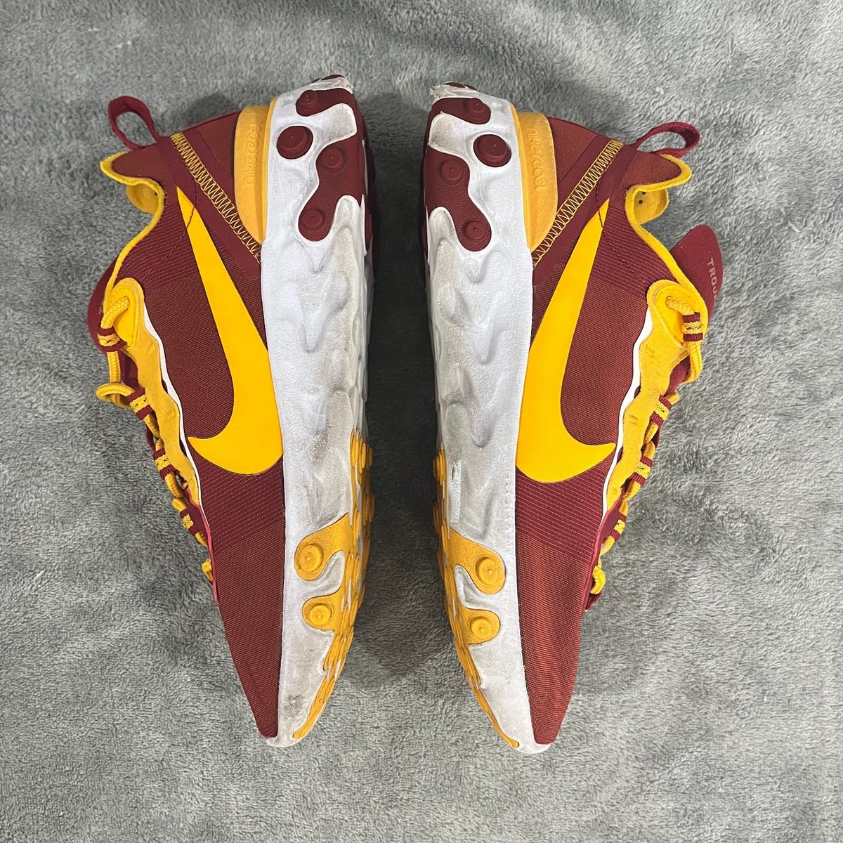nike react usc