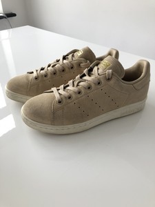 stan smith suede beige